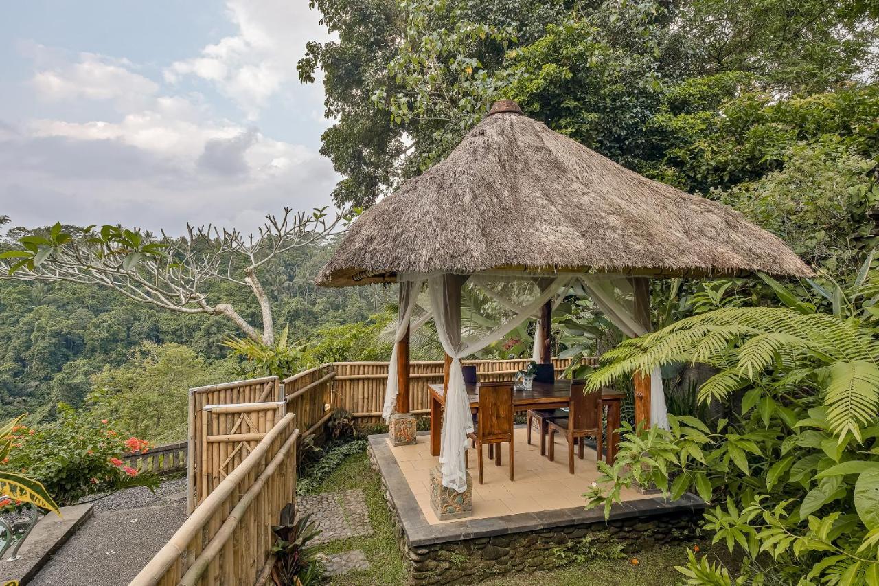 Teja Lokha Ubud Villa Экстерьер фото