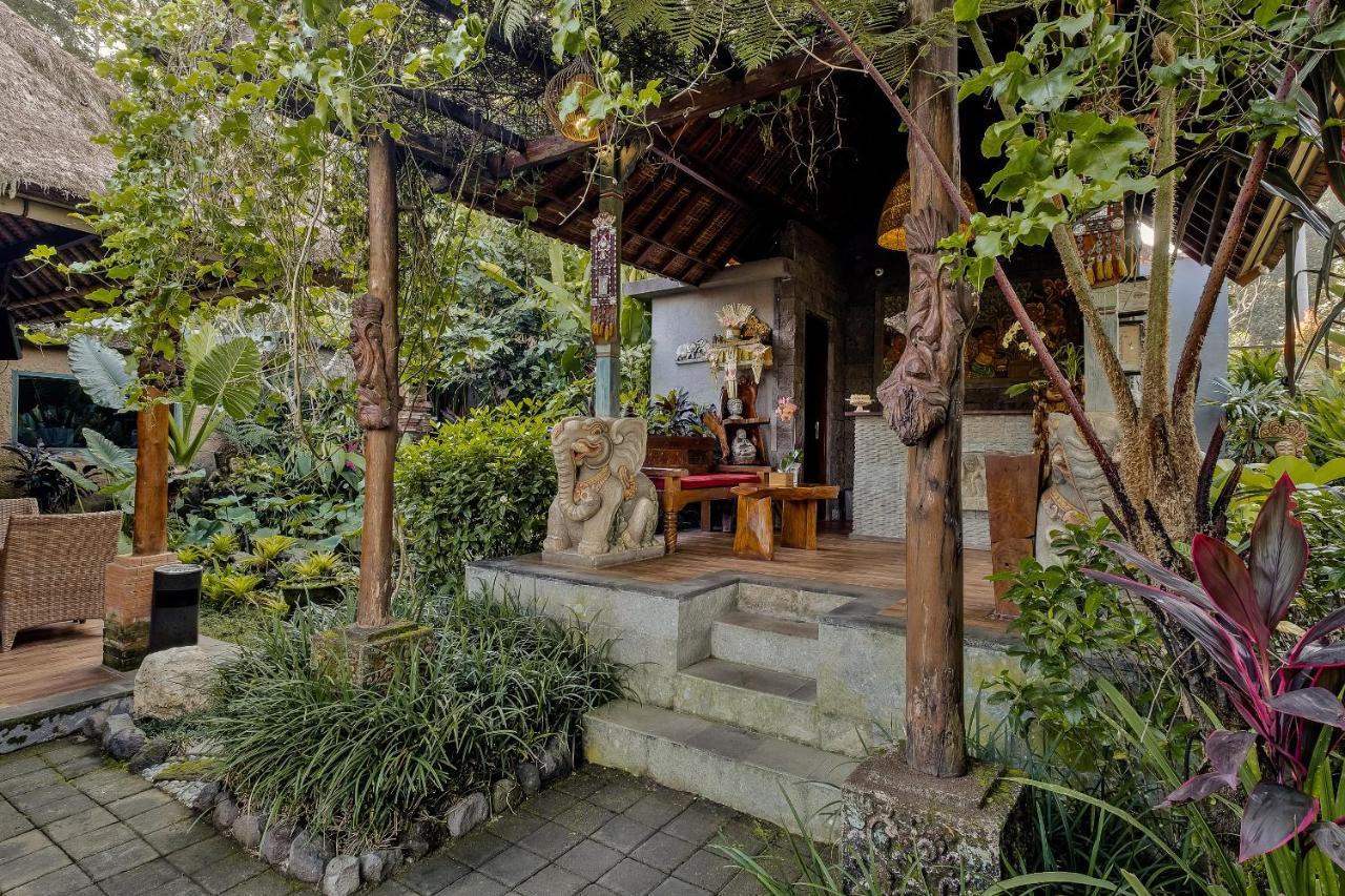 Teja Lokha Ubud Villa Экстерьер фото