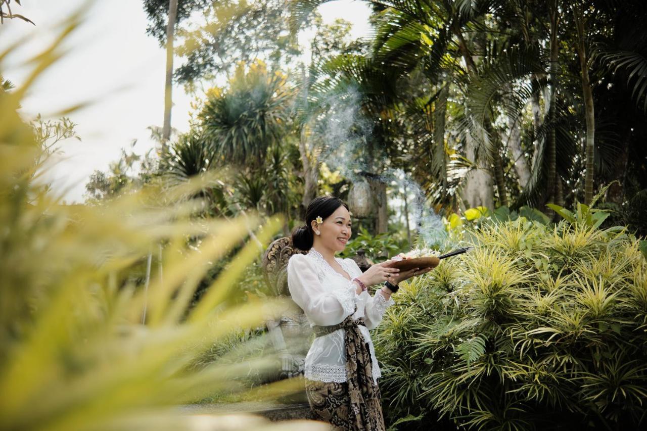 Teja Lokha Ubud Villa Экстерьер фото