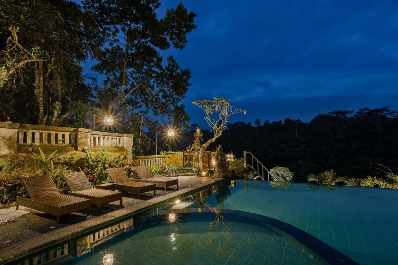 Teja Lokha Ubud Villa Экстерьер фото