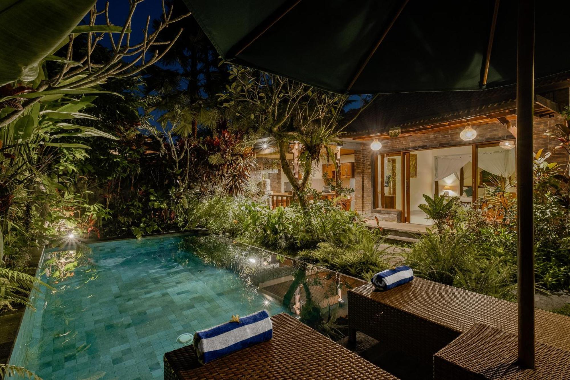 Teja Lokha Ubud Villa Экстерьер фото